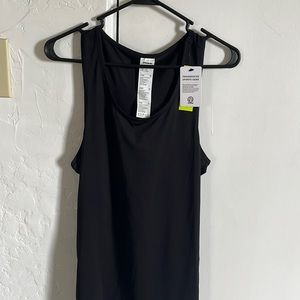 Black athletic tank top
